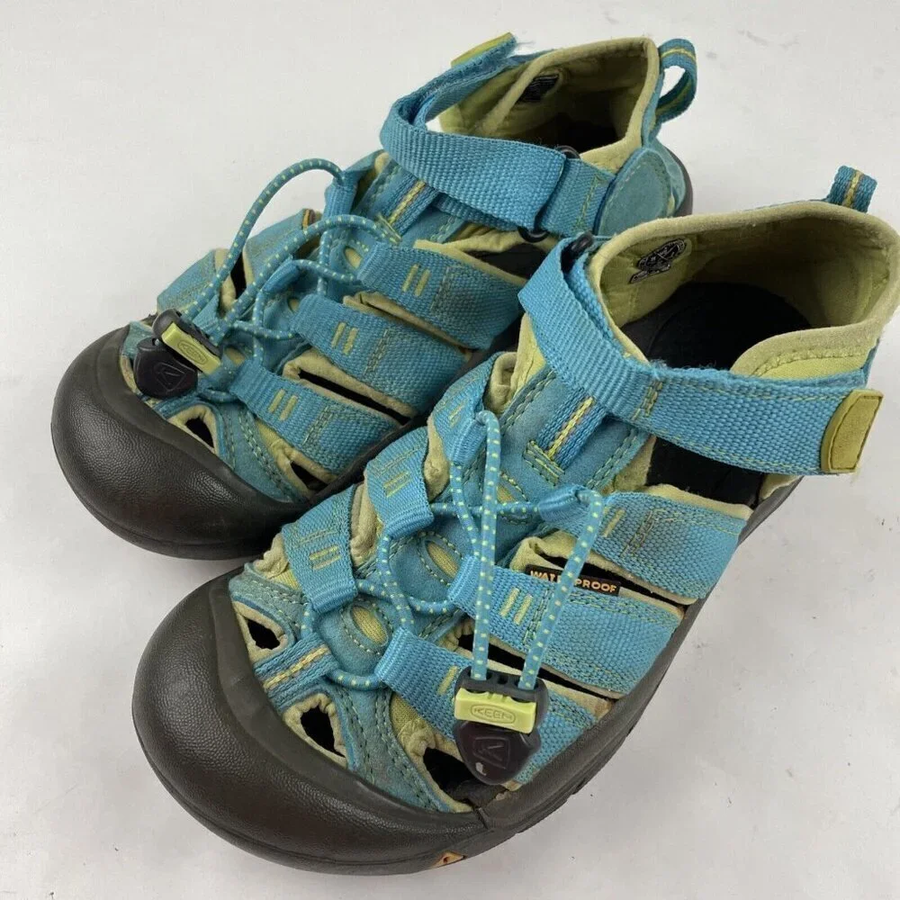 KEEN Newport H2 Sandals Boys 3 Blue Active Sport Waterproof Outdoors Hiking
